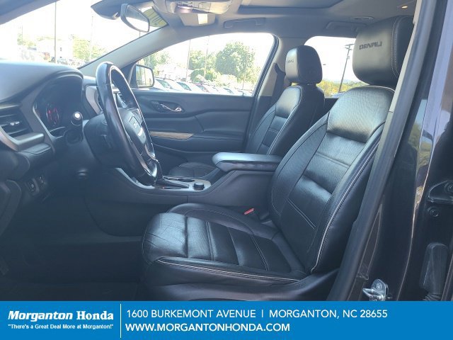 Used 2017 GMC Acadia Denali w/ Technology Package FWD image 12