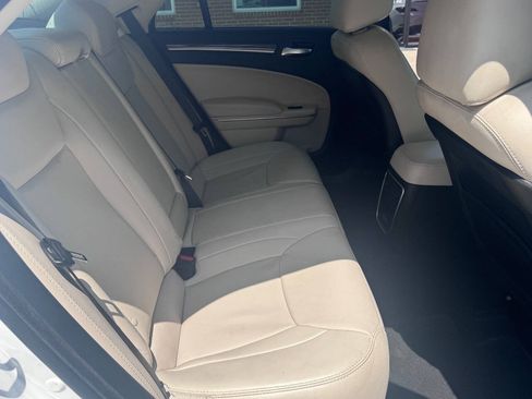 Used 2019 Chrysler 300 Touring L w/ Quick Order Package 22F RWD image 16