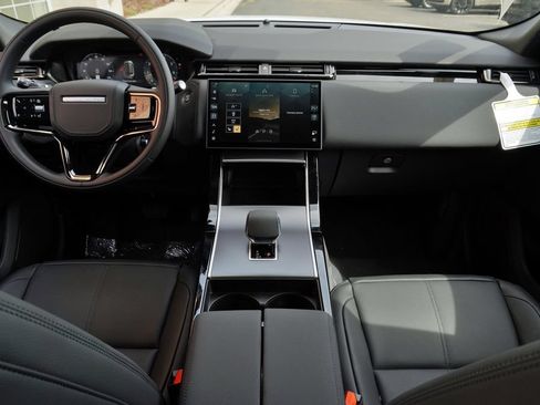 Used 2026 Land Rover Range Rover Velar S AWD/4WD image 9