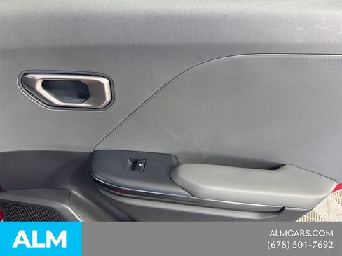 Used 2025 Kia K4 FWD image 19