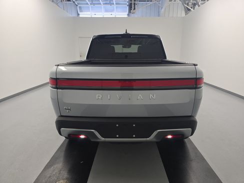 Used 2024 Rivian R1T Adventure AWD/4WD image 4