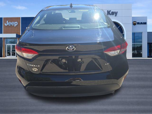 Used 2024 Toyota Corolla LE FWD image 9