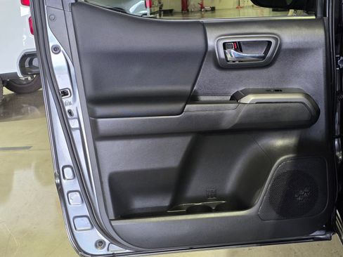 Used 2023 Toyota Tacoma TRD Sport w/ Black Out Package (TMS) AWD/4WD image 14
