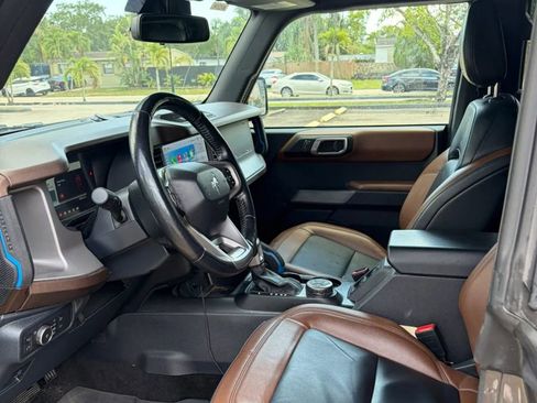 Used 2022 Ford Bronco Outer Banks w/ Sasquatch Package AWD/4WD image 7