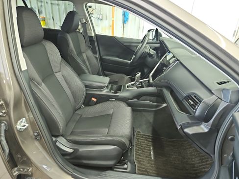Used 2023 Subaru Outback Premium image 15