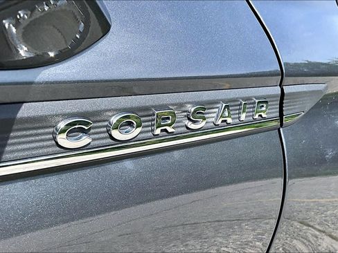 Used 2023 Lincoln Corsair AWD w/ Equipment Group 101A image 10