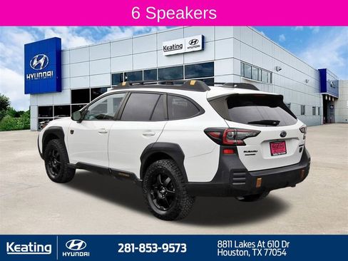 Used 2022 Subaru Outback Wilderness image 7