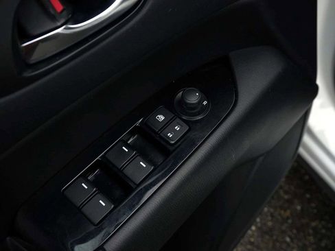 Used 2019 MAZDA CX-5 Touring image 15