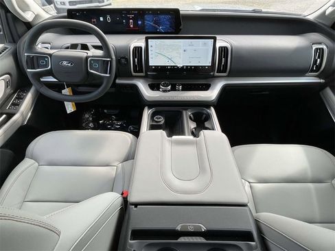 New 2025 Ford Expedition Max Active image 11