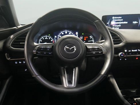 Certified 2025 MAZDA MAZDA3 Hatchback w/Premium Plus Pkg image 20