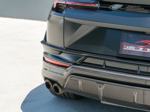 Used 2023 Lamborghini Urus Performante AWD/4WD image 49