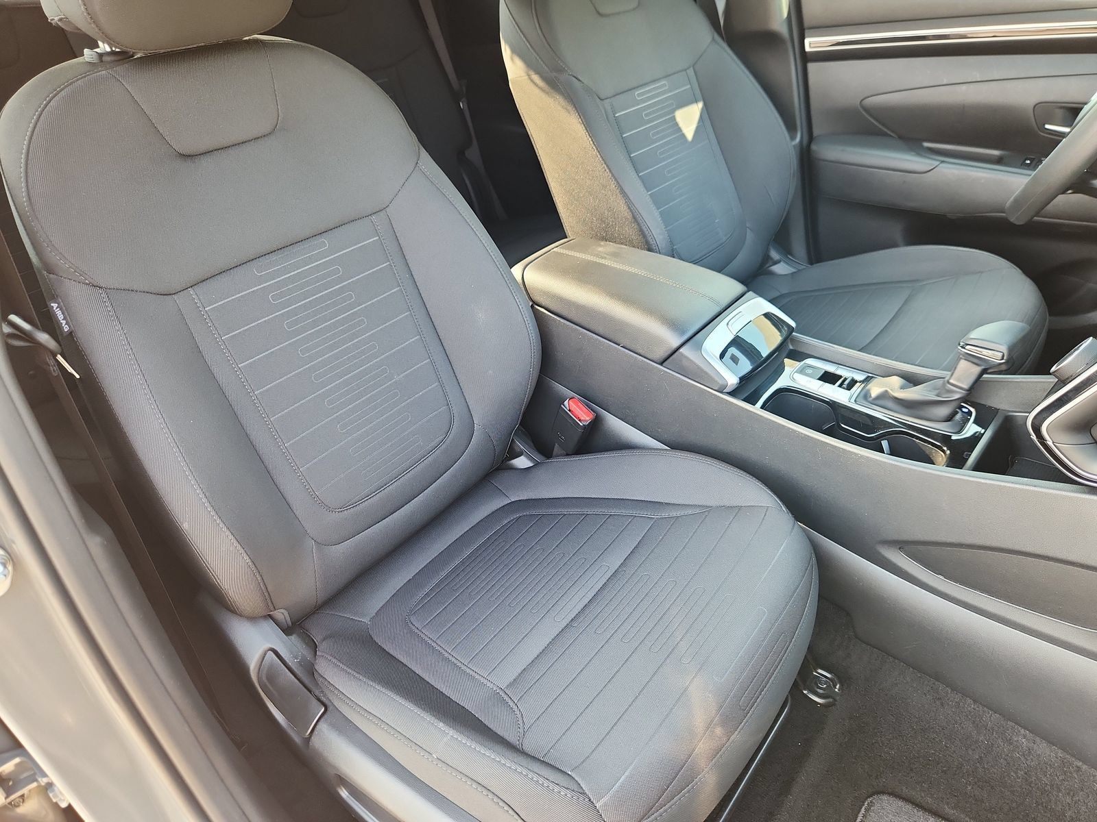 Used 2024 Hyundai Santa Cruz SE AWD/4WD image 14