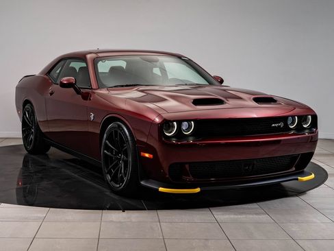 Used 2023 Dodge Challenger SRT Hellcat RWD image 12