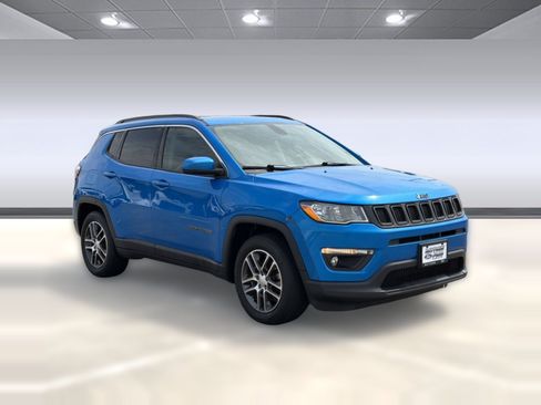 Used 2020 Jeep Compass Latitude FWD image 7