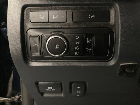 Used 2024 Ford F350 Lariat w/ Lariat Ultimate Package AWD/4WD image 36