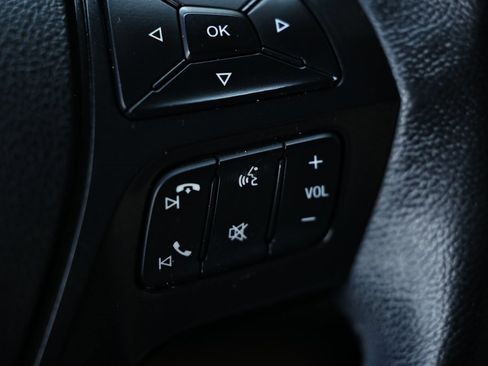 Used 2017 Ford Explorer XLT w/ Equipment Group 202A image 36