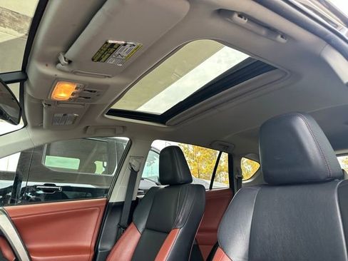 Used 2013 Toyota RAV4 Limited image 2