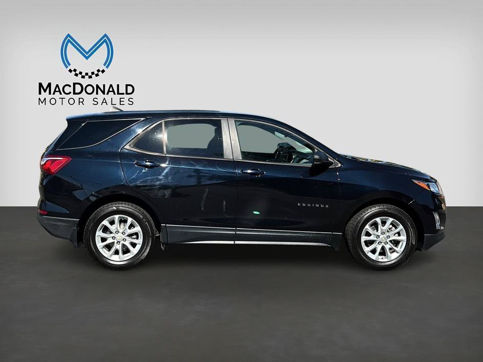 Used 2020 Chevrolet Equinox LS w/ LS Convenience Package FWD image 8