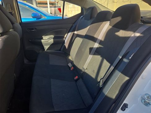 Used 2023 Nissan Versa SV w/ Electronics Package image 5