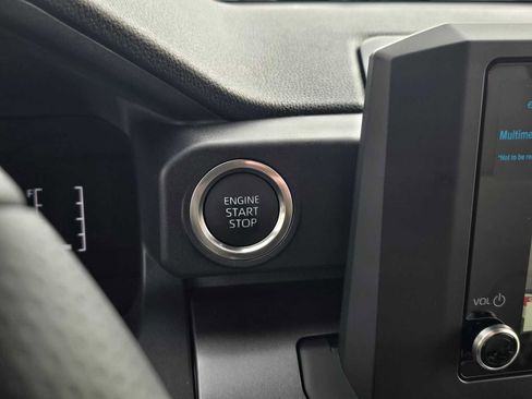 Certified 2025 Toyota 4Runner SR5 image 30