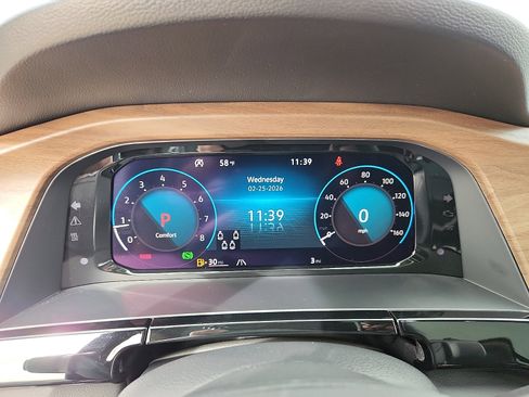 New 2026 Volkswagen Atlas SE image 17