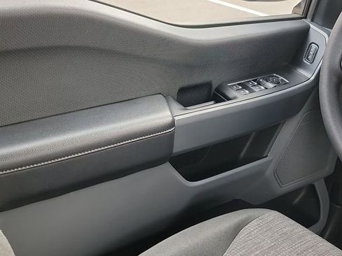 Used 2023 Ford F150 XLT w/ Trailer Tow Package image 17