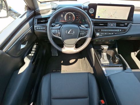 Used 2024 Lexus ES 350 w/ Premium Package FWD image 13