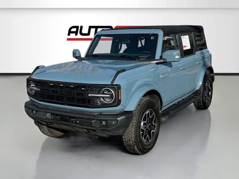 Used 2023 Ford Bronco Outer Banks AWD/4WD image 3
