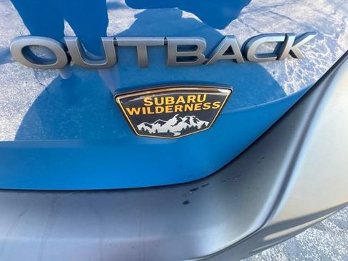 Used 2025 Subaru Outback Wilderness AWD/4WD image 6
