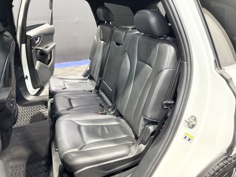 Used 2017 Audi Q7 3.0T Premium image 20