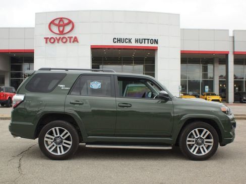 Used 2022 Toyota 4Runner TRD Sport image 1