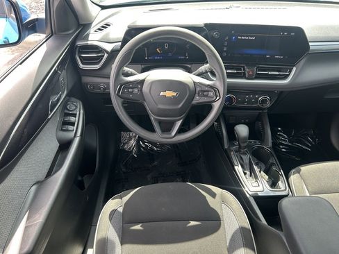 Used 2025 Chevrolet TrailBlazer LT image 24