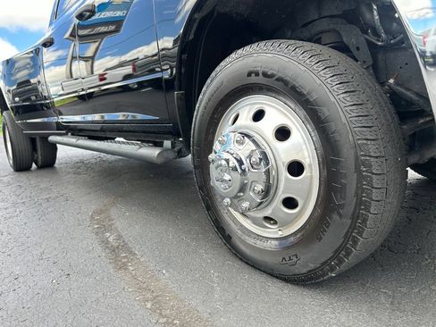 Used 2025 RAM 3500 Tradesman AWD/4WD image 11