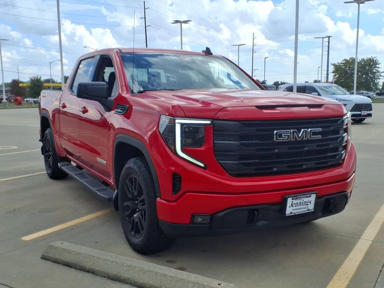 Used 2024 GMC Sierra 1500 Elevation w/ LPO, Elevation Black Package AWD/4WD image 8