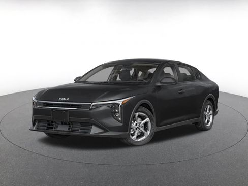 Used 2026 Kia K4 FWD image 4