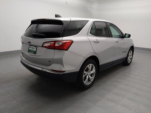 Used 2021 Chevrolet Equinox LT FWD image 9
