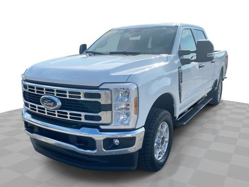 Used 2025 Ford F250 XLT AWD/4WD image 1