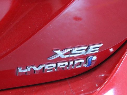 Used 2021 Toyota Camry XSE image 45