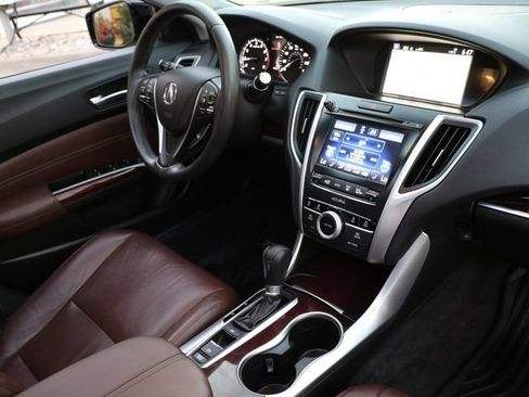 Used 2015 Acura TLX w/ Technology Package FWD image 12