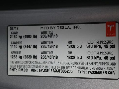 Used 2018 Tesla Model 3 Long Range RWD image 5