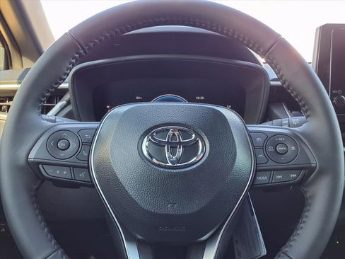 New 2026 Toyota Corolla Cross SE AWD/4WD image 18