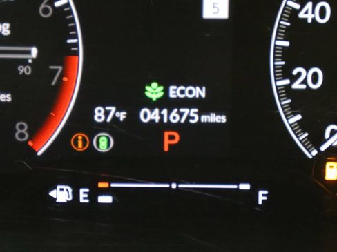 Used 2022 Honda Civic Sport image 32