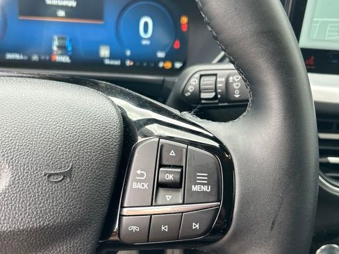 Used 2025 Ford Escape Platinum AWD/4WD image 19
