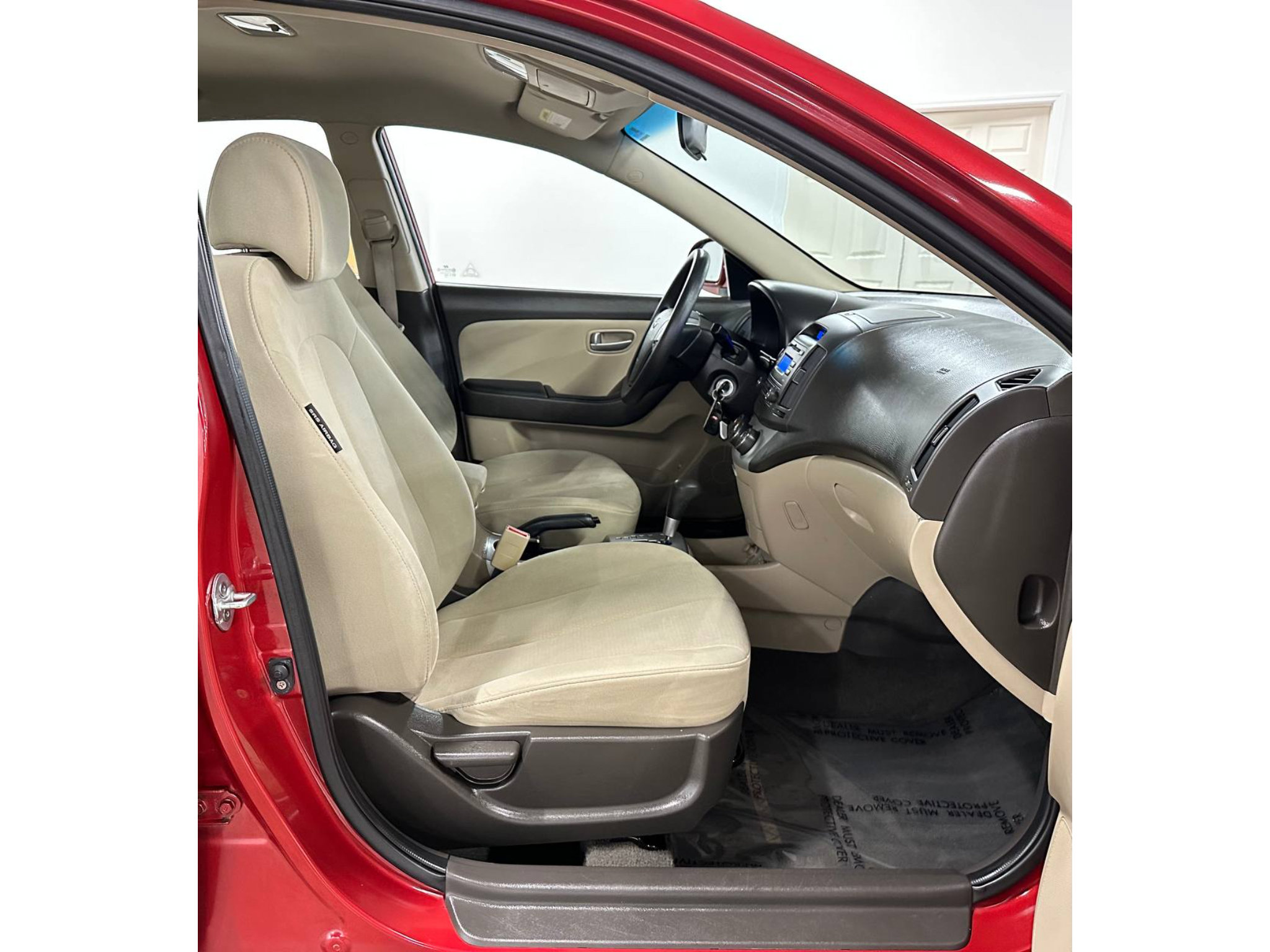 Used 2008 Hyundai Elantra SE FWD image 27
