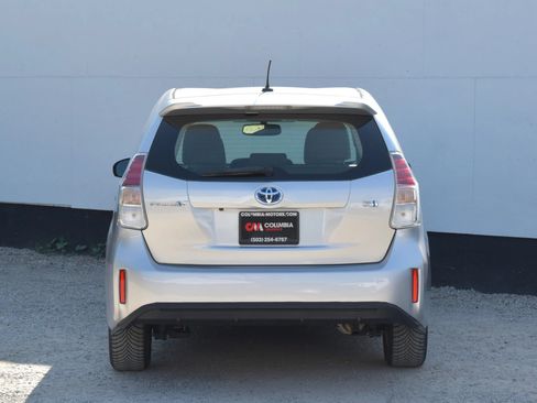 Used 2015 Toyota Prius V Four FWD image 4