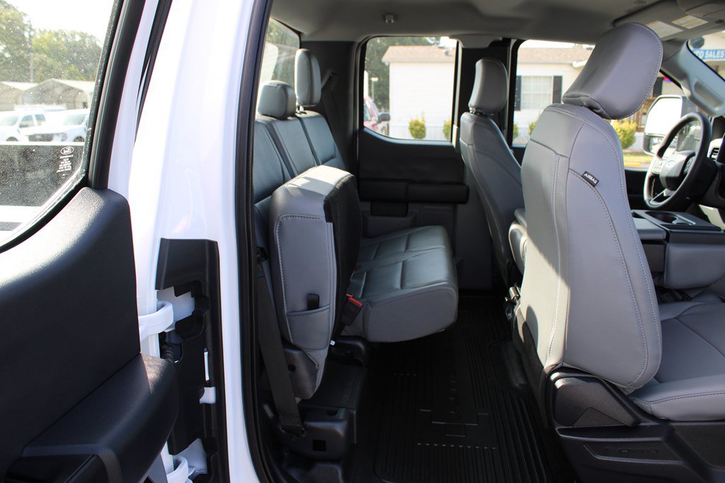 Used 2024 Ford F250 XL w/ XL Chrome Package RWD image 19
