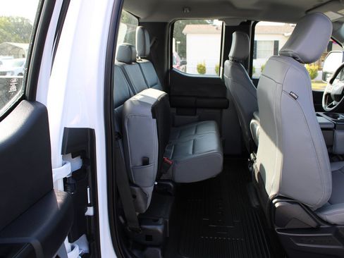 Used 2024 Ford F250 XL w/ XL Chrome Package RWD image 19