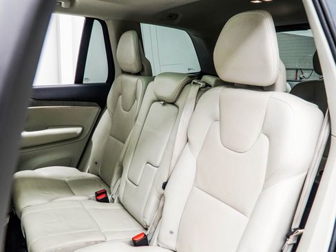 Used 2023 Volvo XC90 B6 Plus w/ Protection Package Premier image 37