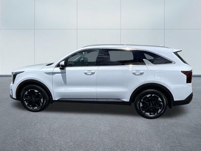 Used 2025 Kia Sorento S
