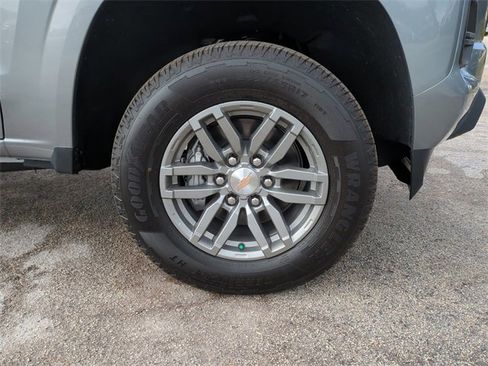 New 2026 Chevrolet Colorado LT image 11